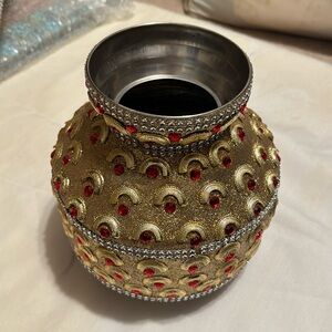 Color jago bucket wedding